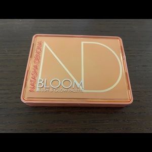Natasha Denona Bloom Blush & Glow Palette